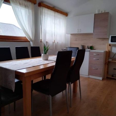 Apartment Mila พลิตวิชกา เยเซรา ภายนอก รูปภาพ