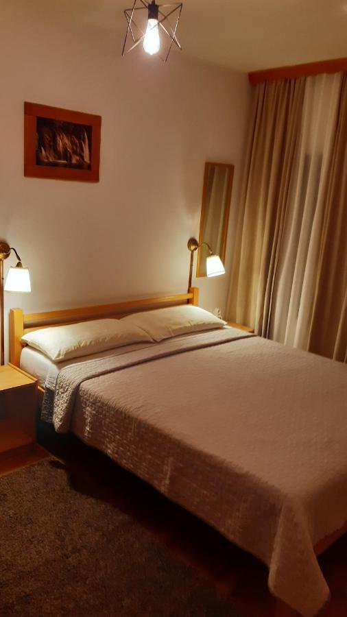 Apartment Mila พลิตวิชกา เยเซรา ภายนอก รูปภาพ